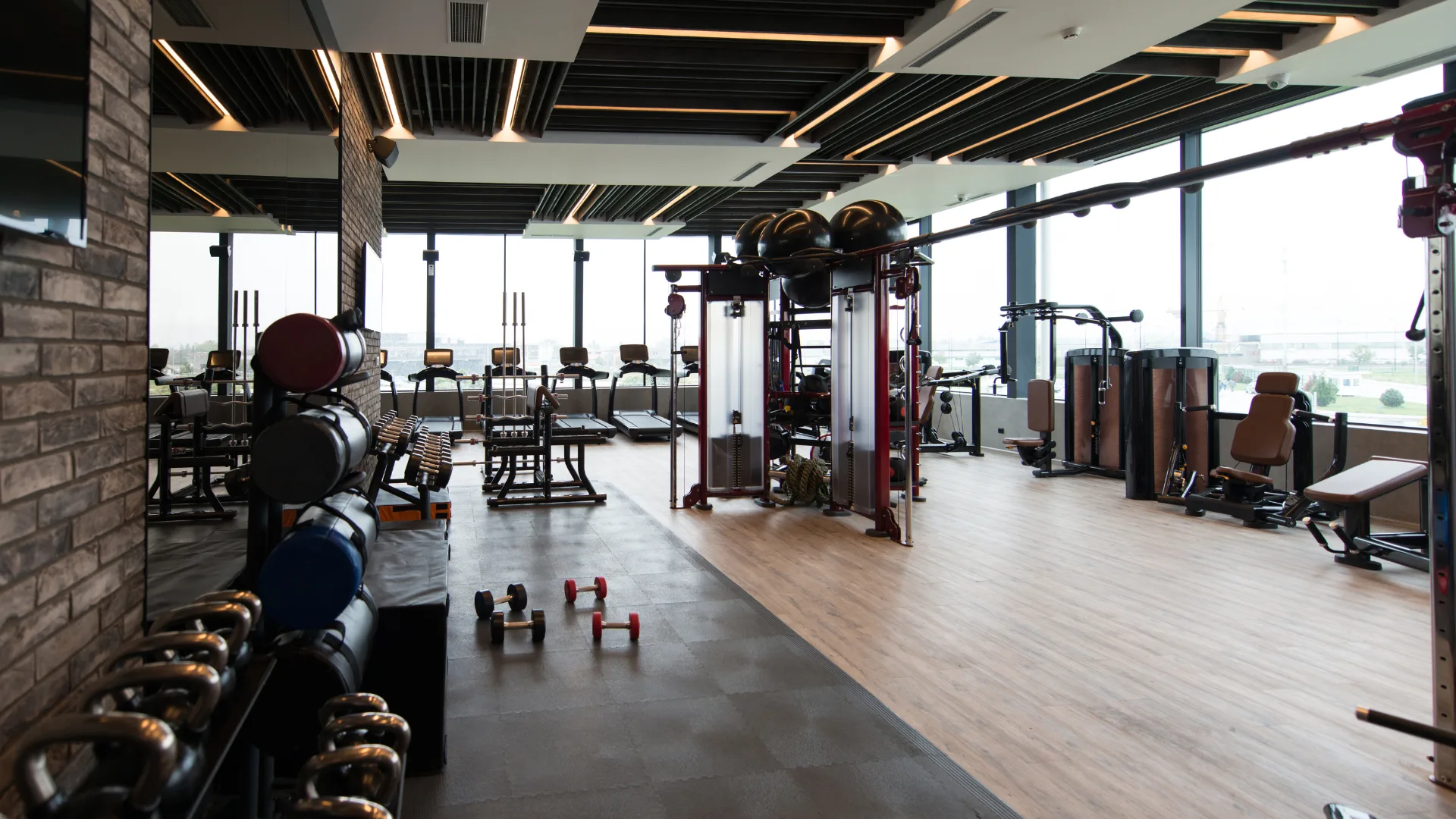Clean fitness and shared-use facility representing Pelham and Fonthill commercial properties